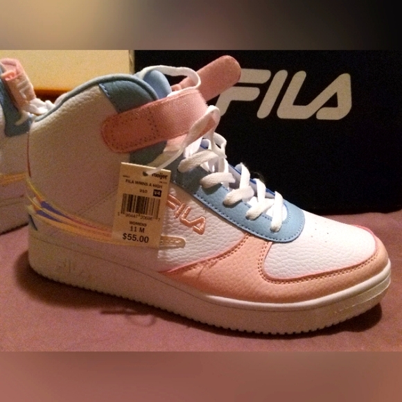 FILA A-HIGH WOMEN’S HI-TOP LIFESTYLE SNEAKER - Picture 1 of 4